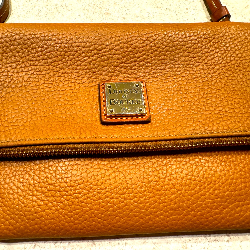 Dooney & Bourke Tan Cross Body Purse